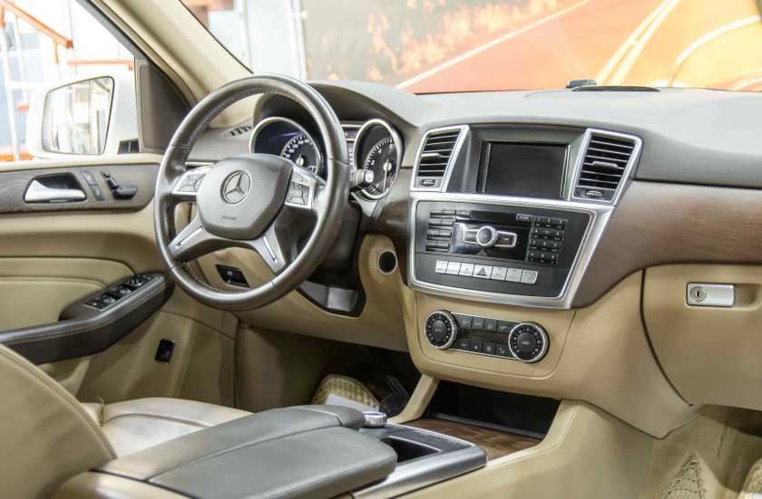 Mercedes-Benz M-Класс