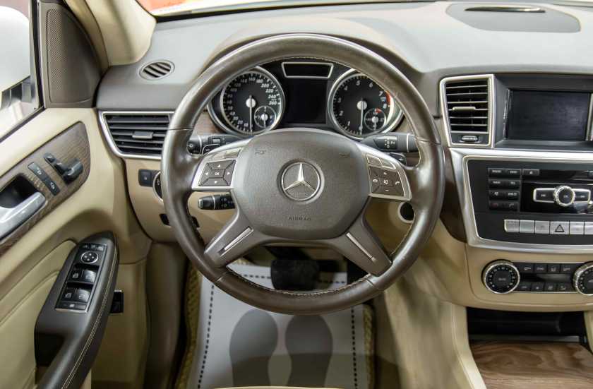 Mercedes-Benz M-Класс