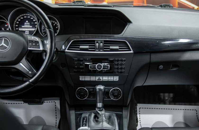 Mercedes-Benz C-Класс