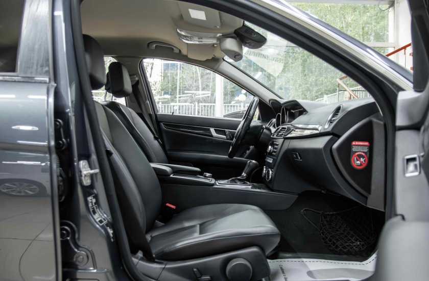 Mercedes-Benz C-Класс