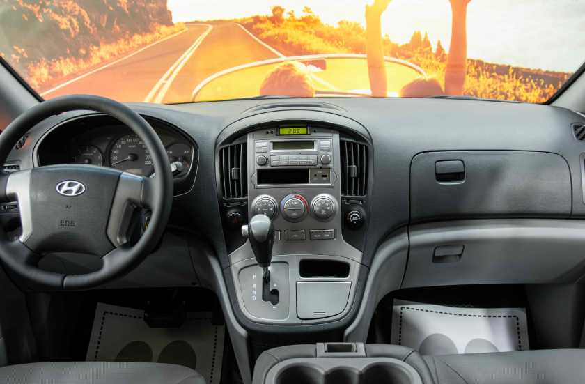 Hyundai Grand Starex