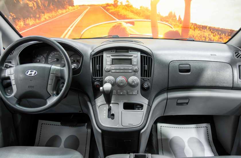 Hyundai Grand Starex