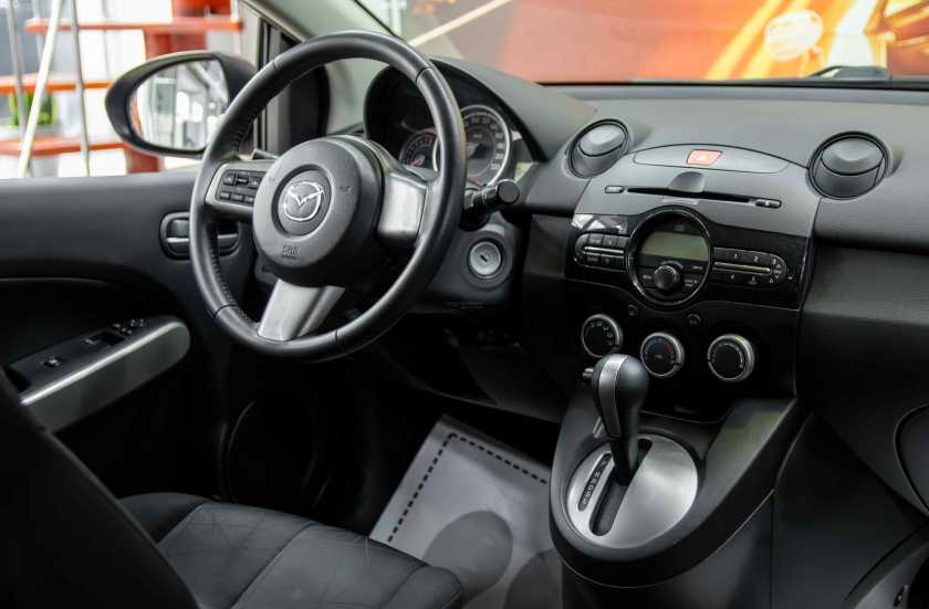 Mazda 2