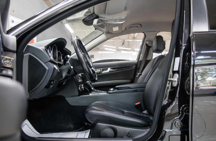 Mercedes-Benz C-Класс