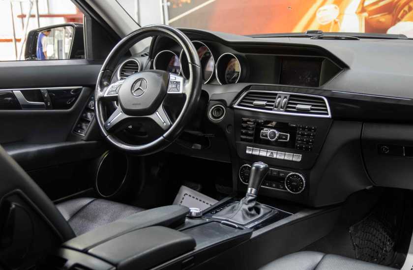 Mercedes-Benz C-Класс