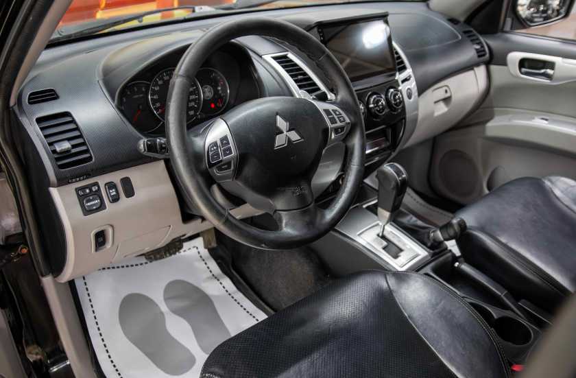 Mitsubishi Pajero Sport