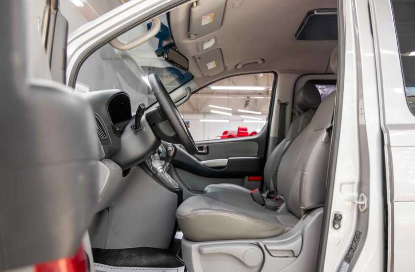 Hyundai Grand Starex