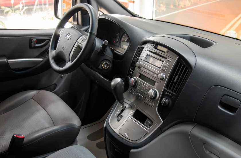 Hyundai Grand Starex