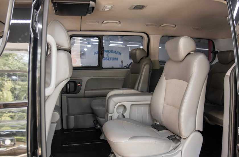 Hyundai Grand Starex