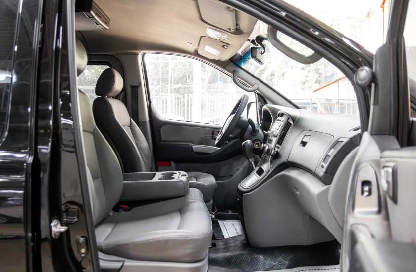 Hyundai Grand Starex