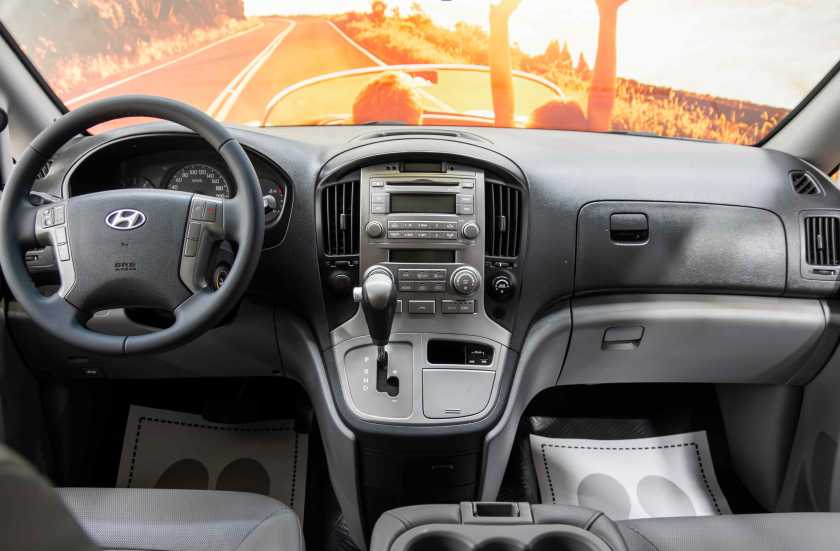 Hyundai Grand Starex