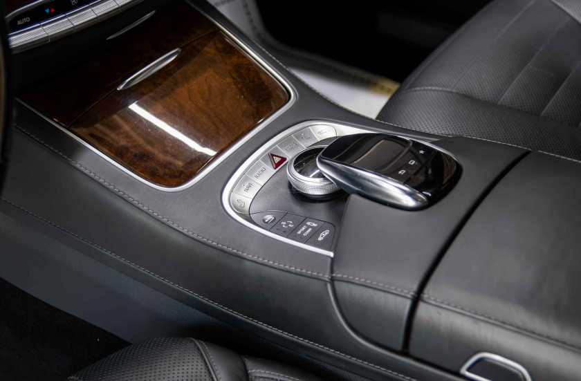 Mercedes-Benz S-Класс