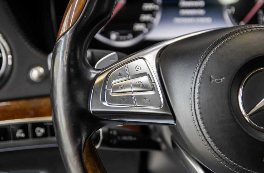 Mercedes-Benz S-Класс