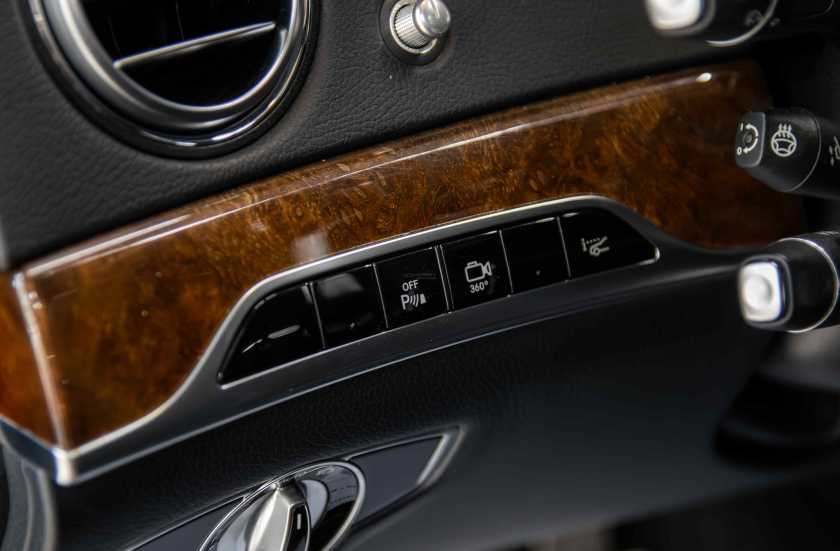 Mercedes-Benz S-Класс