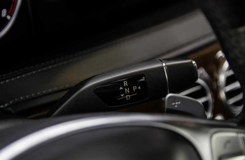 Mercedes-Benz S-Класс