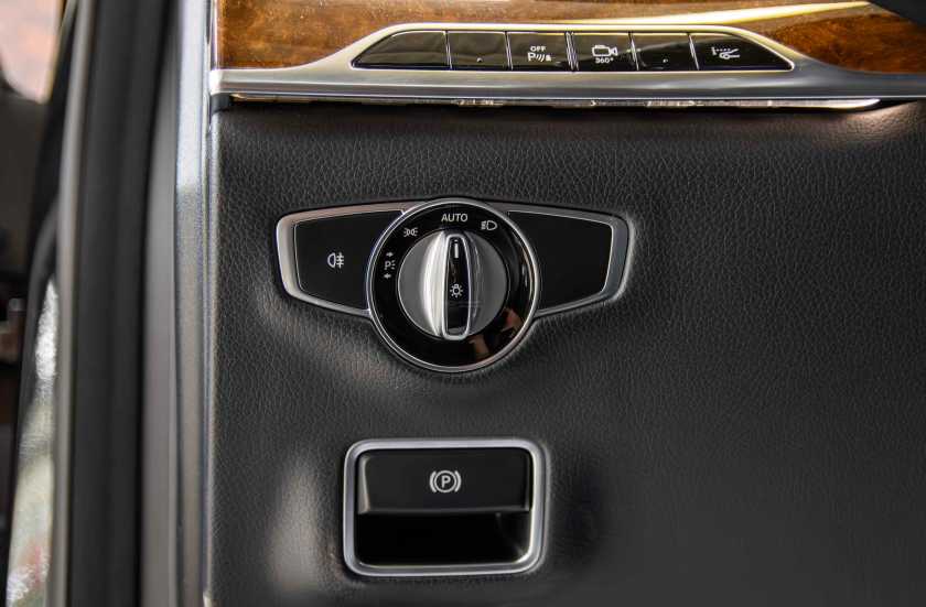 Mercedes-Benz S-Класс