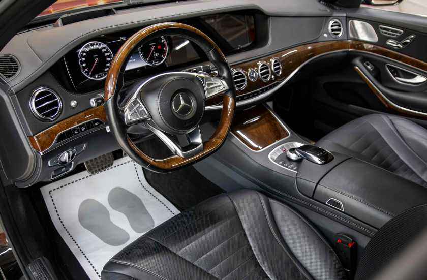 Mercedes-Benz S-Класс