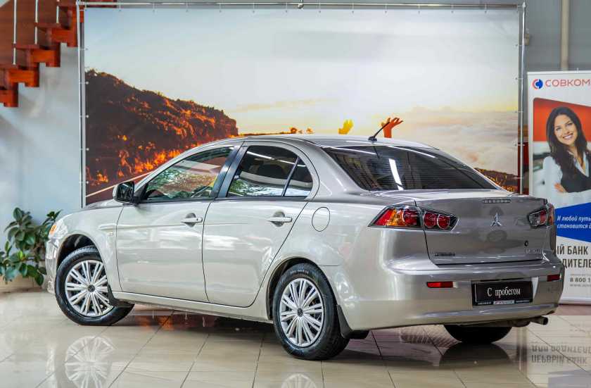 Mitsubishi Lancer