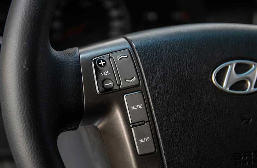 Hyundai Grand Starex