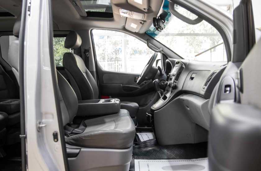 Hyundai Grand Starex