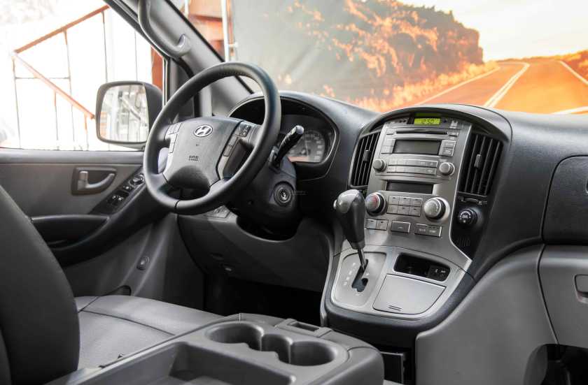 Hyundai Grand Starex