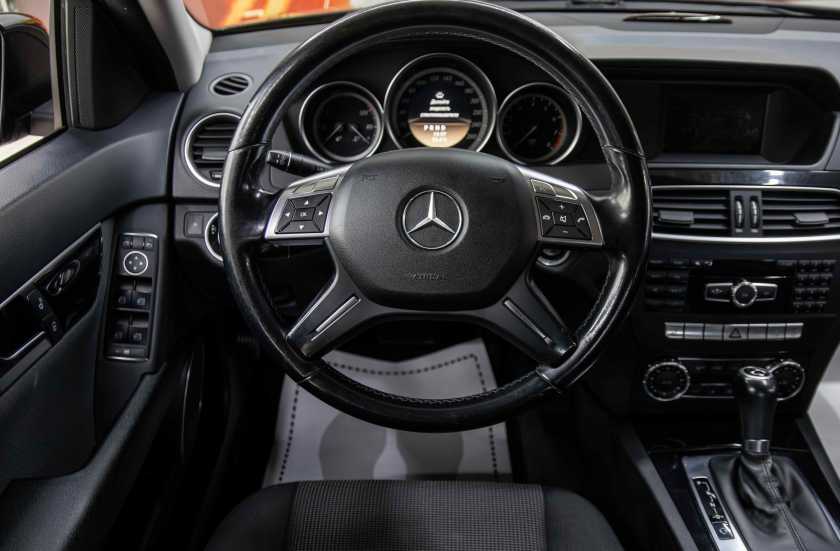 Mercedes-Benz C-Класс