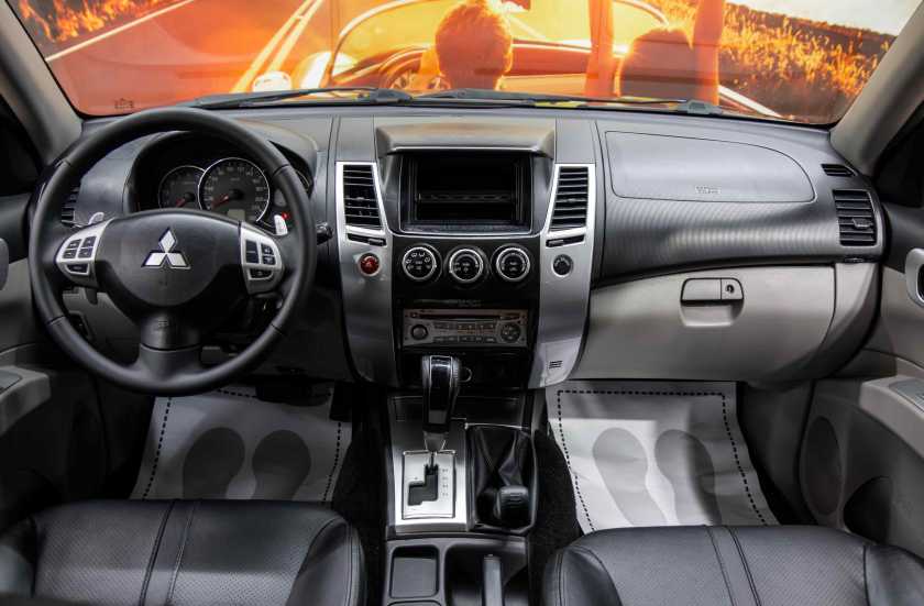 Mitsubishi Pajero Sport