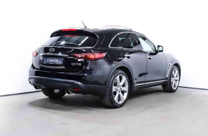 Infiniti QX70