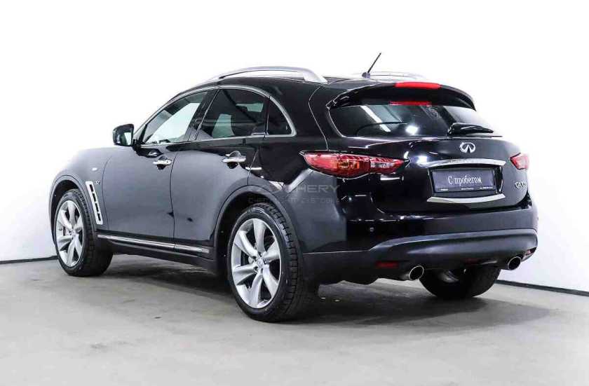 Infiniti QX70